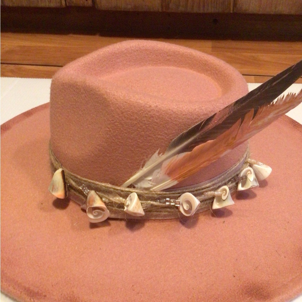 Custom Dusky Shells Rancher - Picture 2 of 7